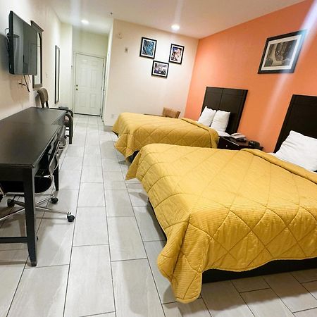 Pecan Valley Inn & Suites San Antonio Eksteriør billede